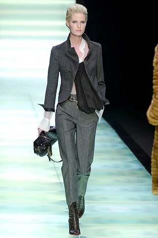 Look 17
